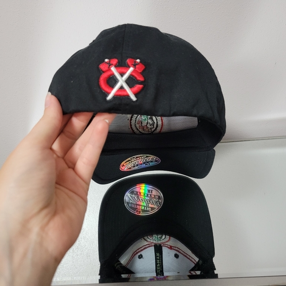 Zephyr | Accessories | Chicago Blackhawks Hockey Zephyr Snapback Nhl Hat Xl Stretch | Poshmark